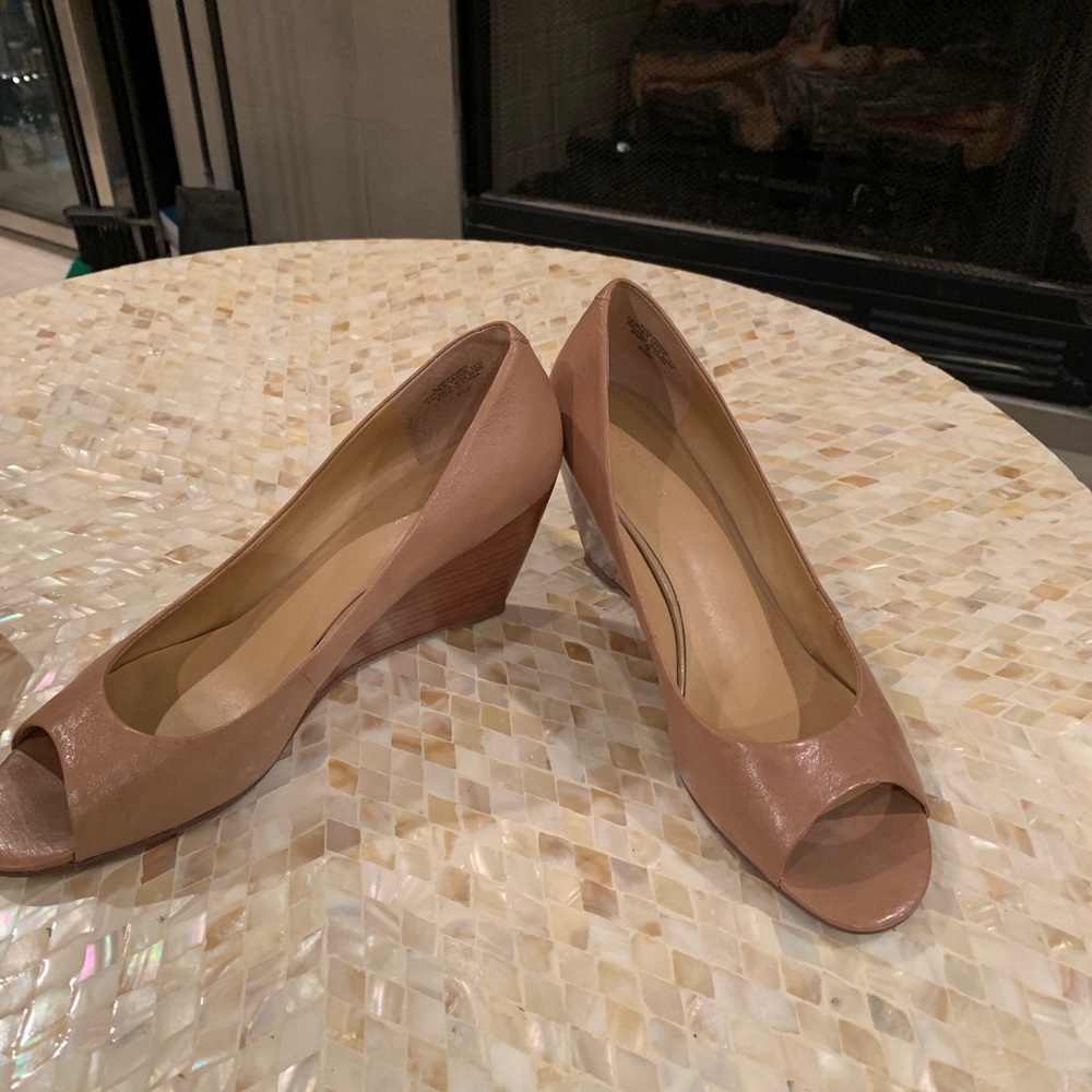 Jones New York Peep Toe